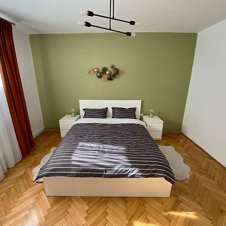 Deluxe Apartment #Casamihai Free Parking Brasov Luaran gambar