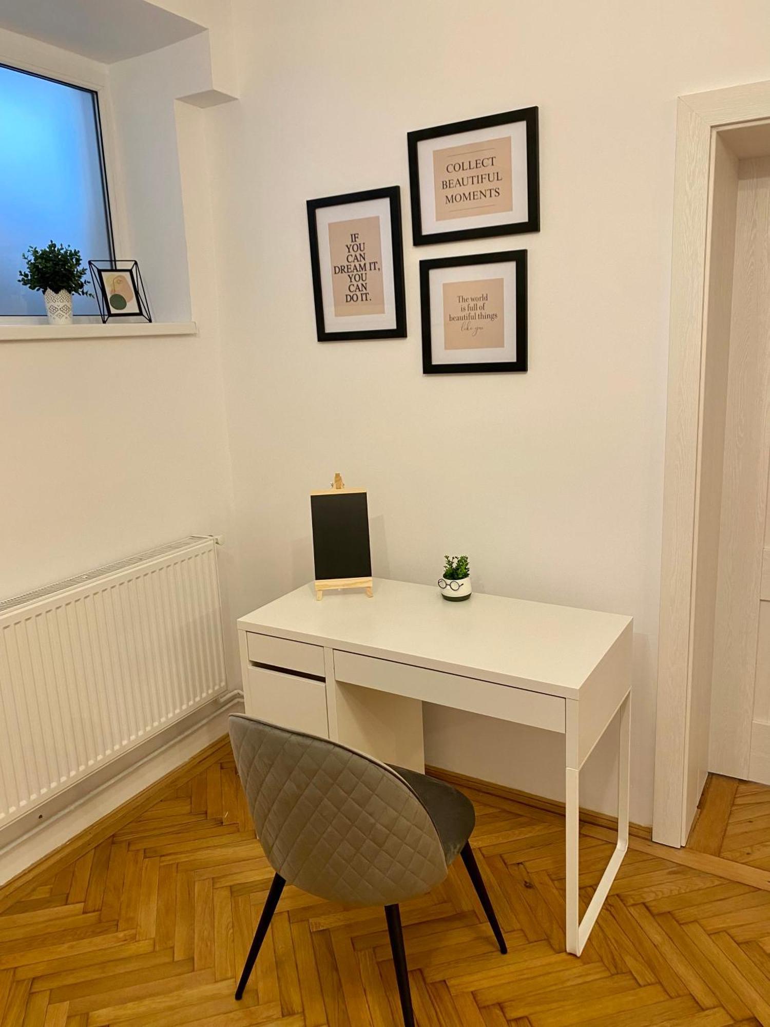 Deluxe Apartment #Casamihai Free Parking Brasov Luaran gambar